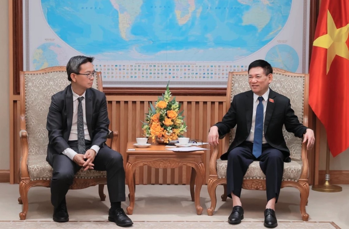 Vietnam hopes for S&P accurate assessments on financial market: Deputy PM